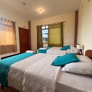 https://hostal-casa-cascada.puertoayorahotels.com